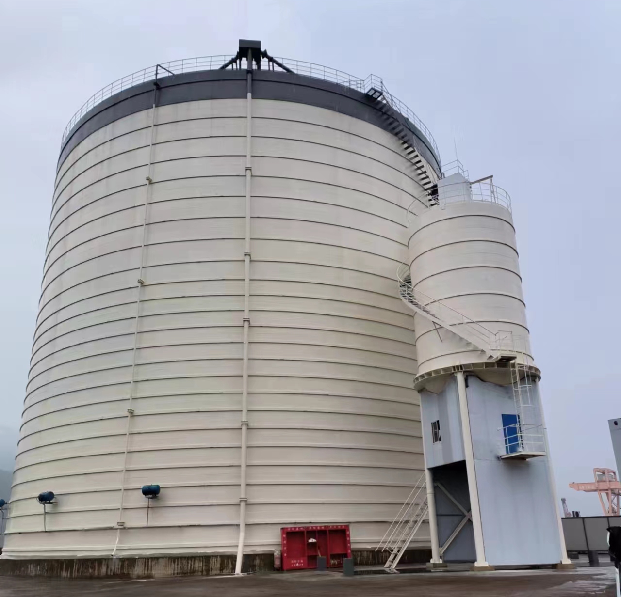 新县10万吨水泥钢板库